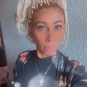 Meet your Posher, Gina